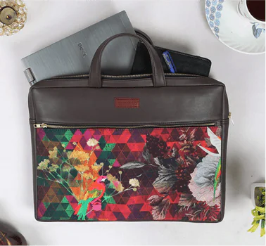 Designer laptop sleeves & tote bags